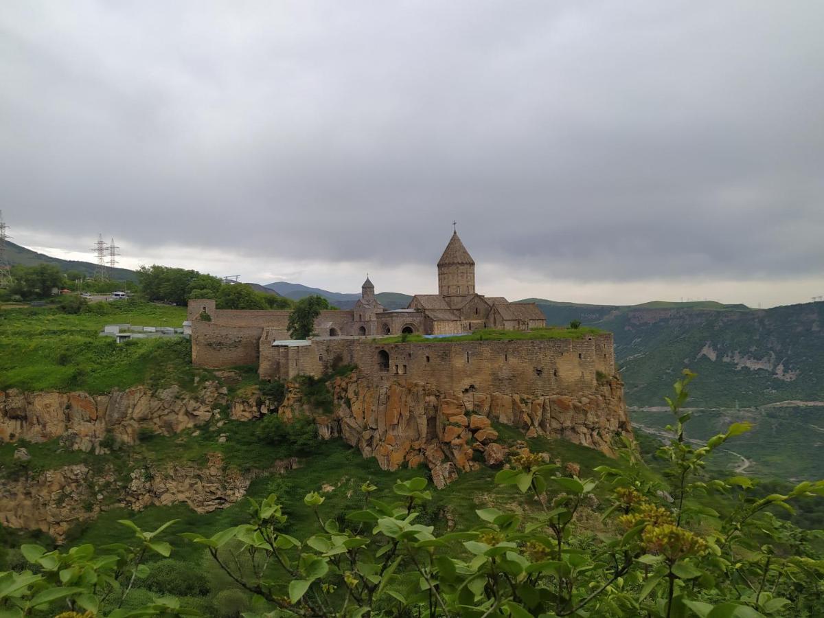 Gevorgyans Bed & Breakfast Татьєв Екстер'єр фото