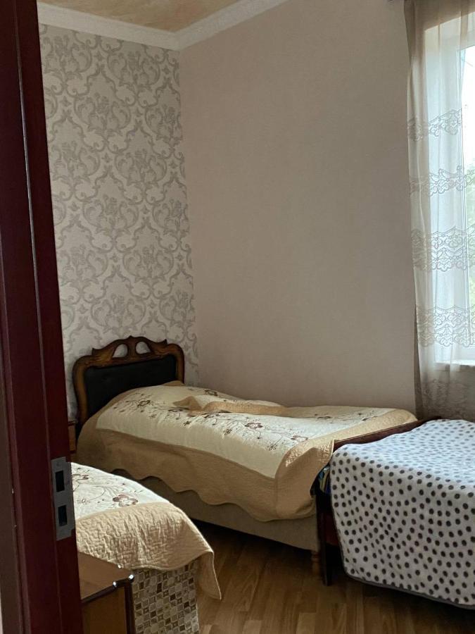 Gevorgyans Bed & Breakfast Татьєв Екстер'єр фото